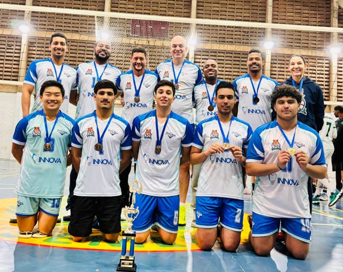 Voleibol Adulto Masculino do Yara Clube conquista 3º lugar na Copa Bauru
